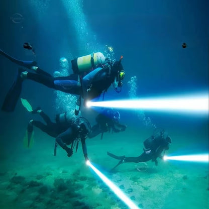 High Power Diving Flashlight IP68 Highest Waterproof Rating Professional Diving Light Powered by 18650 Battery with Hand Rope